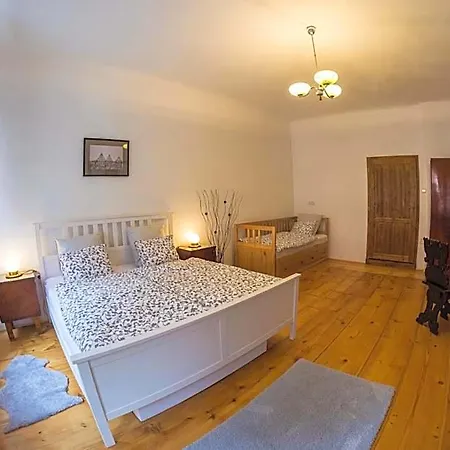 Krumlov Szálloda 3*