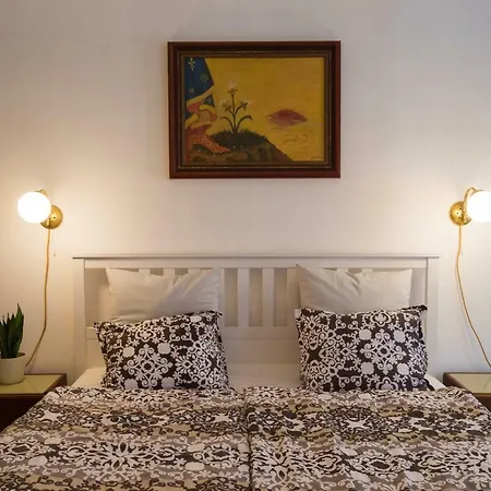 Krumlov Hotel 3*