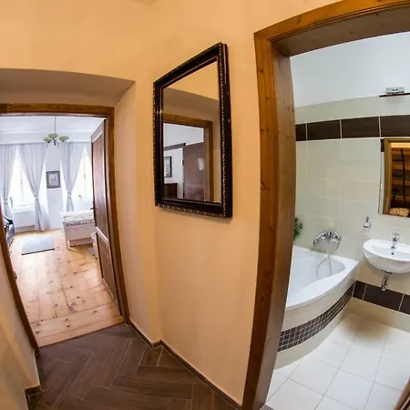 Hotel Krumlov 3*