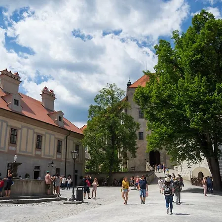 Krumlov Hotel 3*