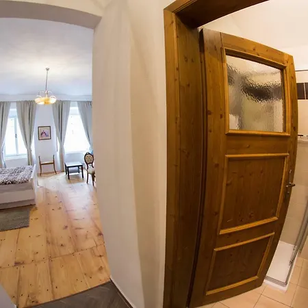 Hotel Krumlov 3*