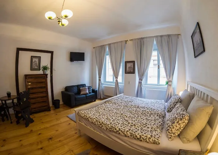 Hotel Krumlov 3*